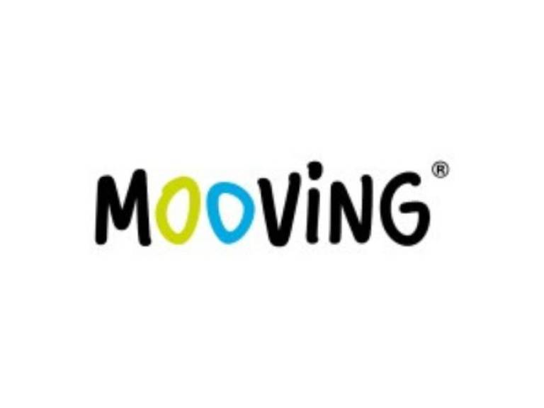 MOOVING